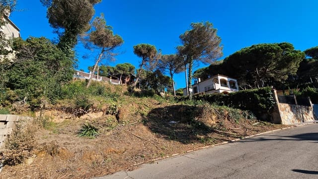 Bauplatz zu verkaufen in Aiguaviva Parc, Vidreres - 27.000 € (Ref: 9128653)