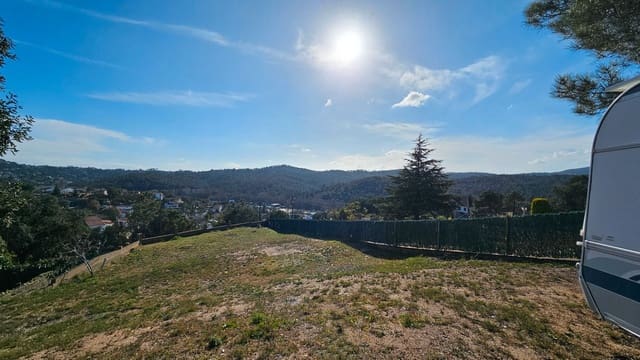 Building Plot for sale in Aiguaviva Parc, Vidreres - € 65,000 (Ref: 9128655)