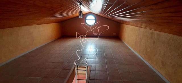 4 bedroom Finca/Country House for sale in Urbanitzacions del Nord, Lloret de Mar with pool garage - € 395,000 (Ref: 9128656)