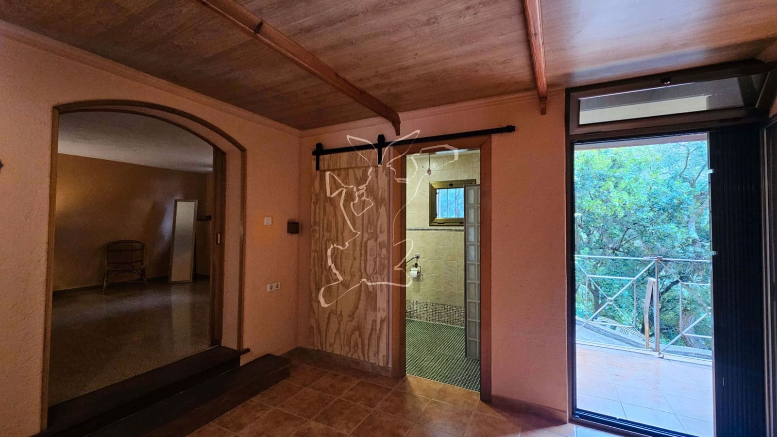 4 soveværelse Finca/Landehus til salg i Lloret de Mar med swimmingpool garage - € 395.000 (Ref: 9128656)