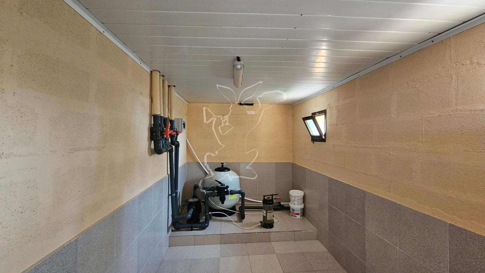 4 soveværelse Finca/Landehus til salg i Lloret de Mar med swimmingpool garage - € 395.000 (Ref: 9128656)