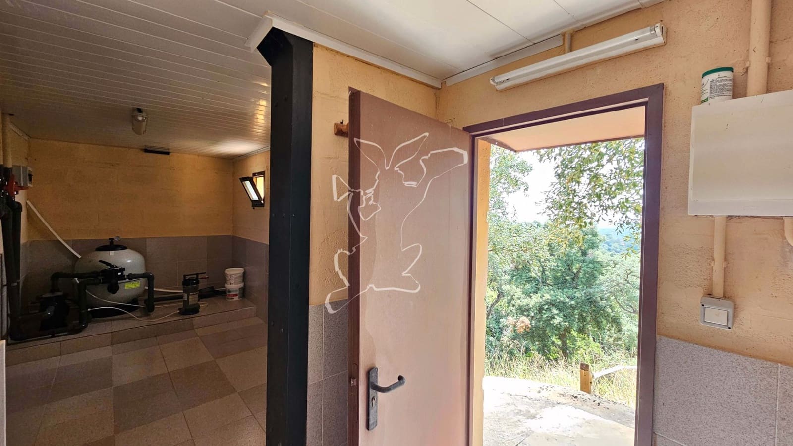 4 soveværelse Finca/Landehus til salg i Lloret de Mar med swimmingpool garage - € 395.000 (Ref: 9128656)