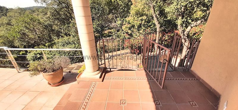 4 camera da letto Finca/Casa di Campagna in vendita in Lloret de Mar con piscina garage - 395.000 € (Rif: 9128656)