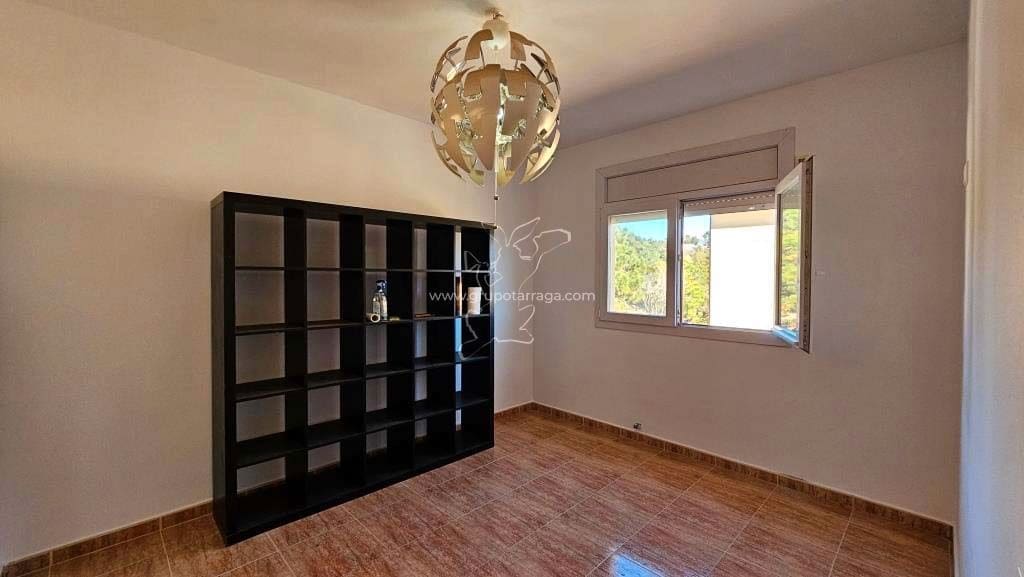 4 quarto Moradia para venda em Lloret de Mar com piscina - 530 000 € (Ref: 9128658)