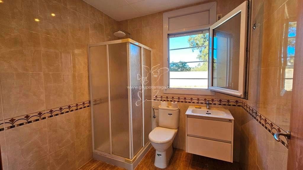 4 quarto Moradia para venda em Lloret de Mar com piscina - 530 000 € (Ref: 9128658)