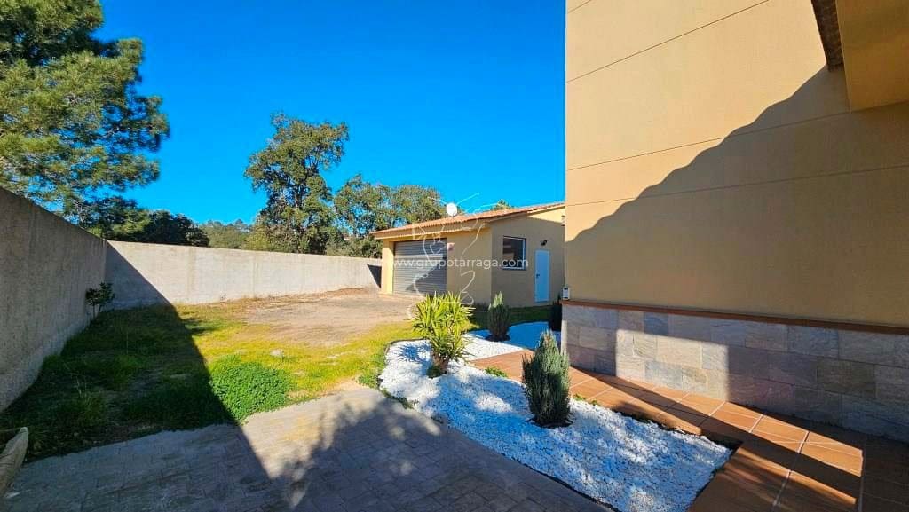 4 quarto Moradia para venda em Lloret de Mar com piscina - 530 000 € (Ref: 9128658)