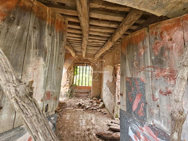 3 soveværelse Finca/Landehus til salg i Maçanet de la Selva - € 300.000 (Ref: 9128662)