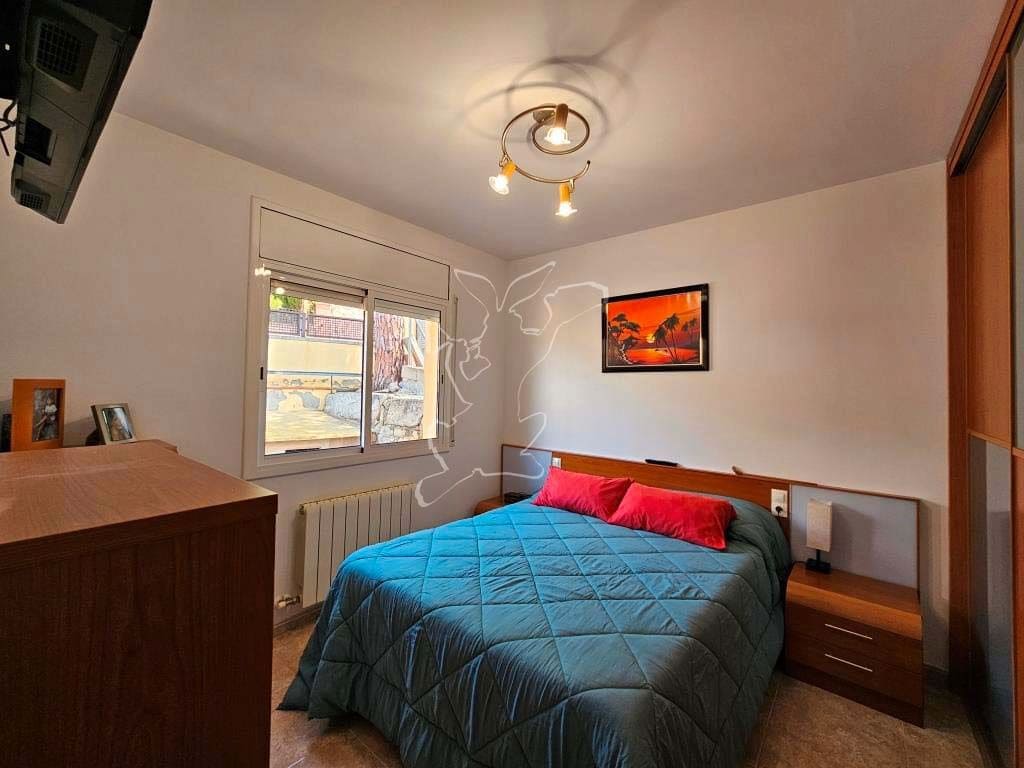 4 soveværelse Villa til salg i Vidreres med swimmingpool garage - € 315.000 (Ref: 9195030)