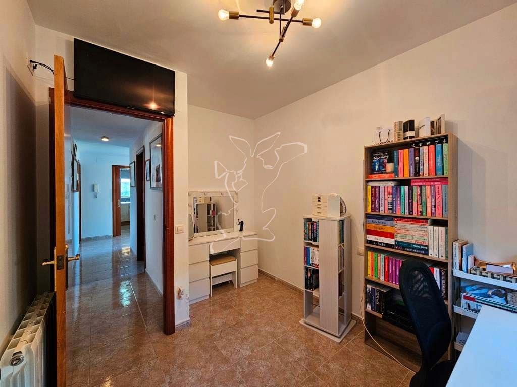 4 soveværelse Villa til salg i Vidreres med swimmingpool garage - € 315.000 (Ref: 9195030)