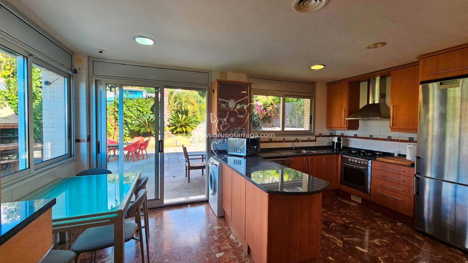 5 soverom Villa til salgs i Lloret de Mar med svømmebasseng garasje - € 675 000 (Ref: 9219331)