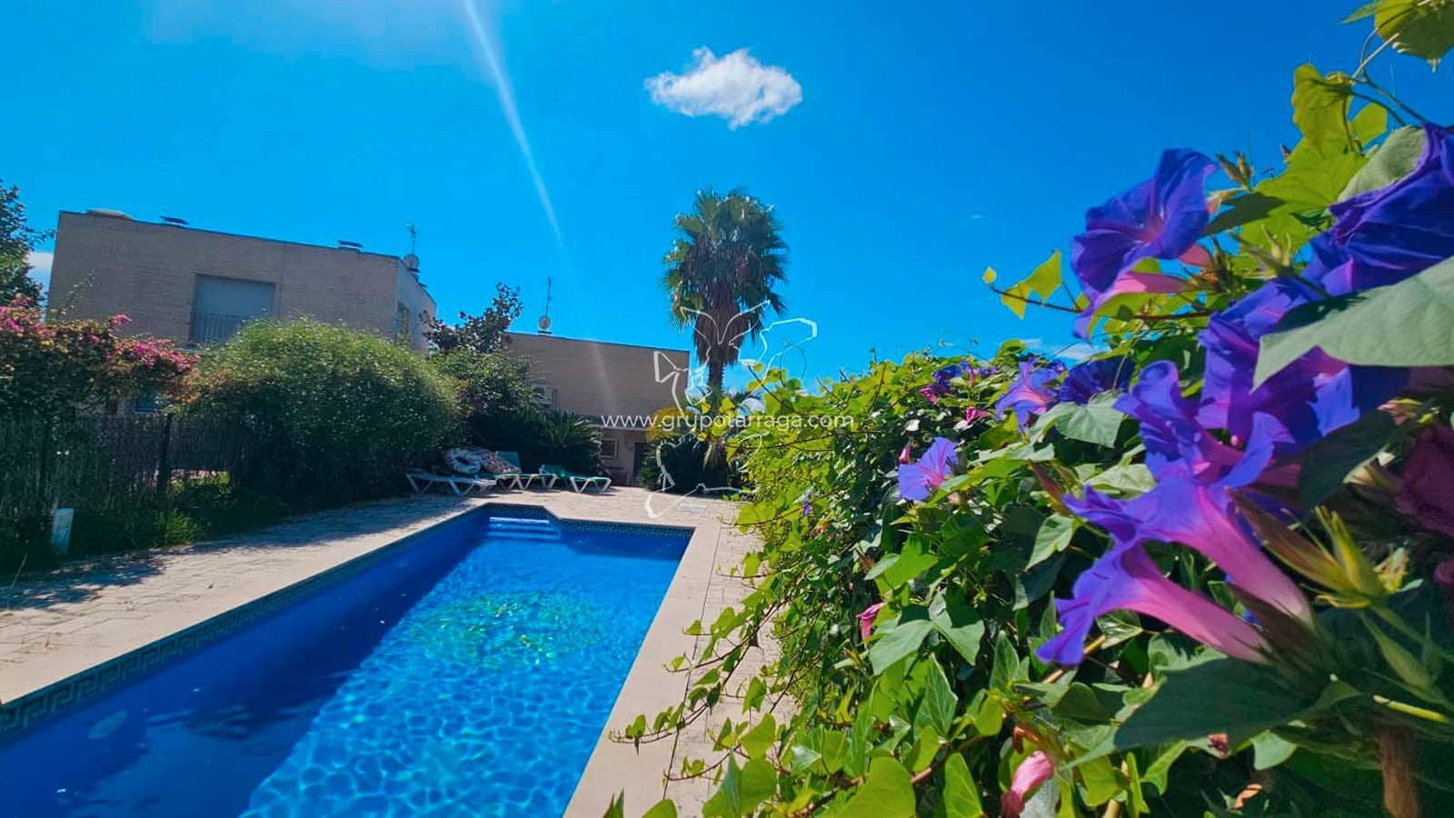 5 soverom Villa til salgs i Lloret de Mar med svømmebasseng garasje - € 675 000 (Ref: 9219331)