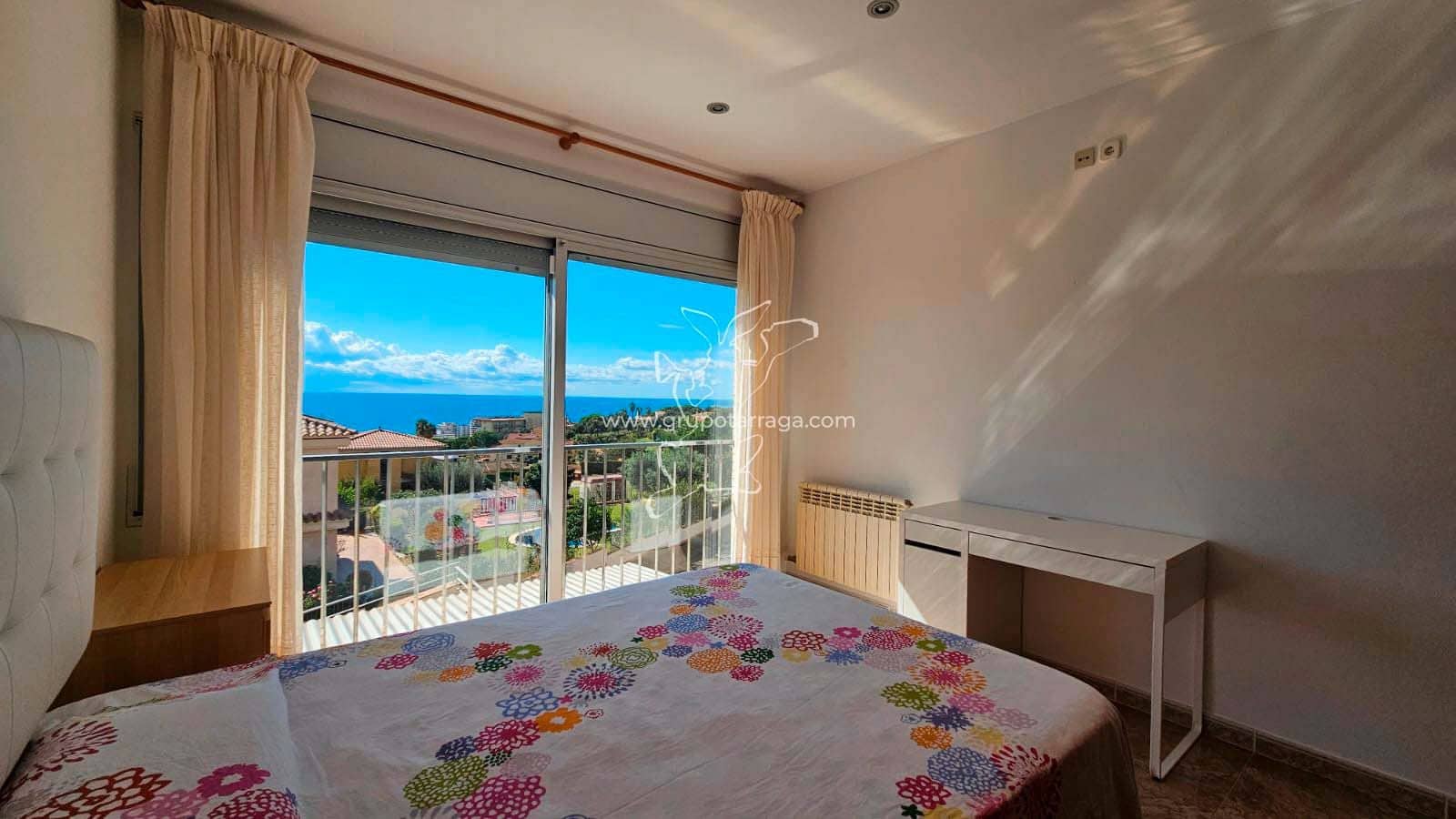5 soverom Villa til salgs i Lloret de Mar med svømmebasseng garasje - € 675 000 (Ref: 9219331)