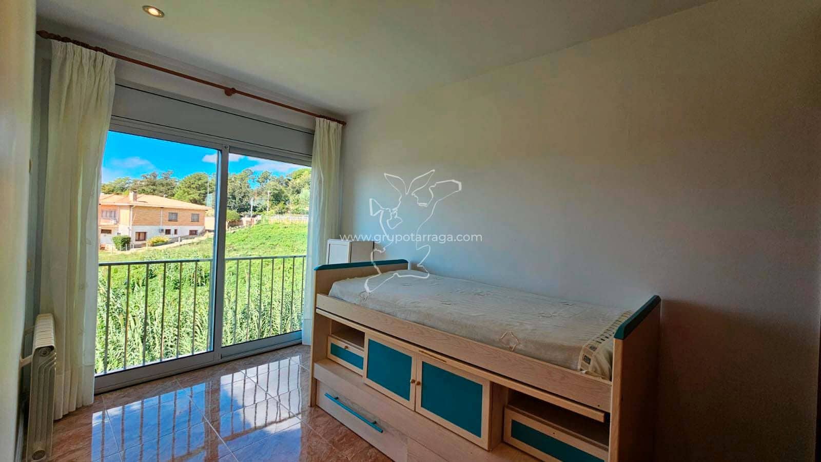 5 soverom Villa til salgs i Lloret de Mar med svømmebasseng garasje - € 675 000 (Ref: 9219331)