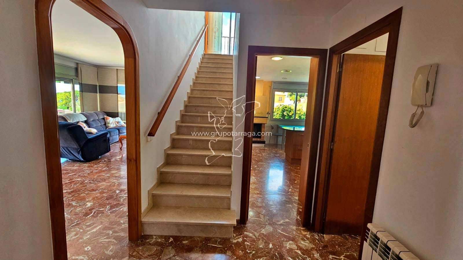 5 soverom Villa til salgs i Lloret de Mar med svømmebasseng garasje - € 675 000 (Ref: 9219331)