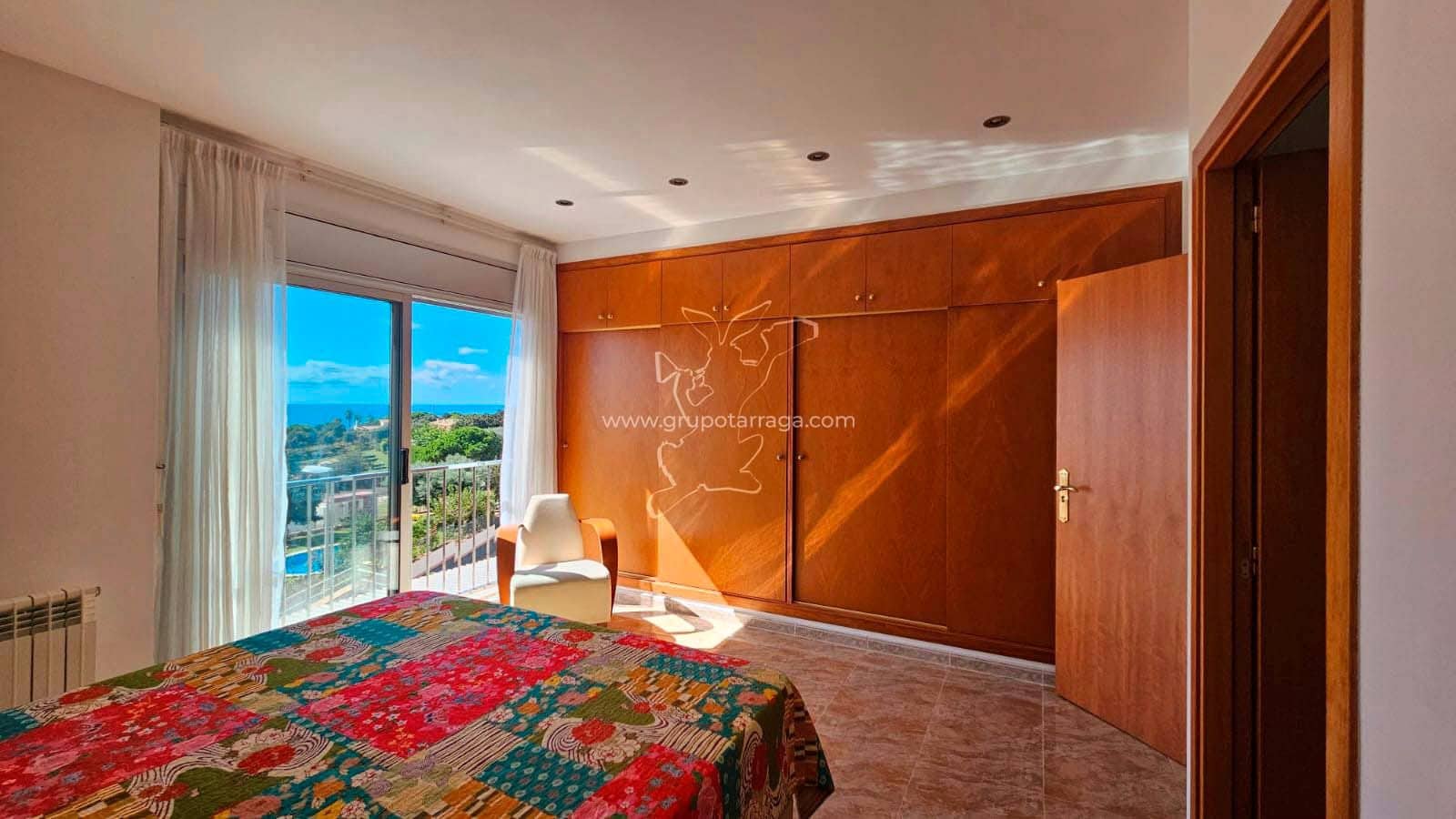 5 soverom Villa til salgs i Lloret de Mar med svømmebasseng garasje - € 675 000 (Ref: 9219331)