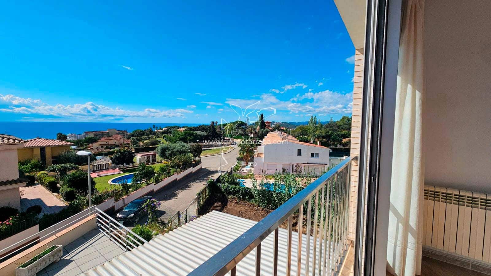 5 soverom Villa til salgs i Lloret de Mar med svømmebasseng garasje - € 675 000 (Ref: 9219331)