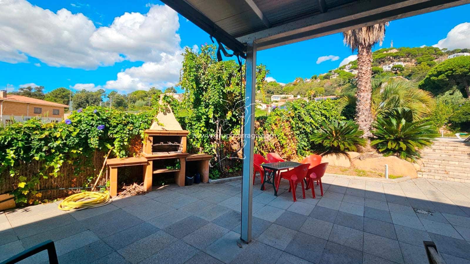 5 soverom Villa til salgs i Lloret de Mar med svømmebasseng garasje - € 675 000 (Ref: 9219331)