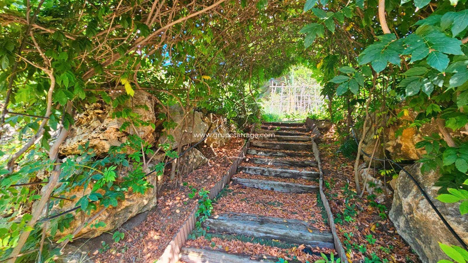 5 soverom Villa til salgs i Lloret de Mar med svømmebasseng garasje - € 675 000 (Ref: 9219331)