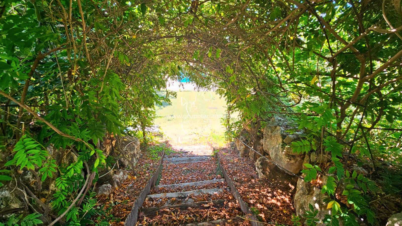 5 soverom Villa til salgs i Lloret de Mar med svømmebasseng garasje - € 675 000 (Ref: 9219331)