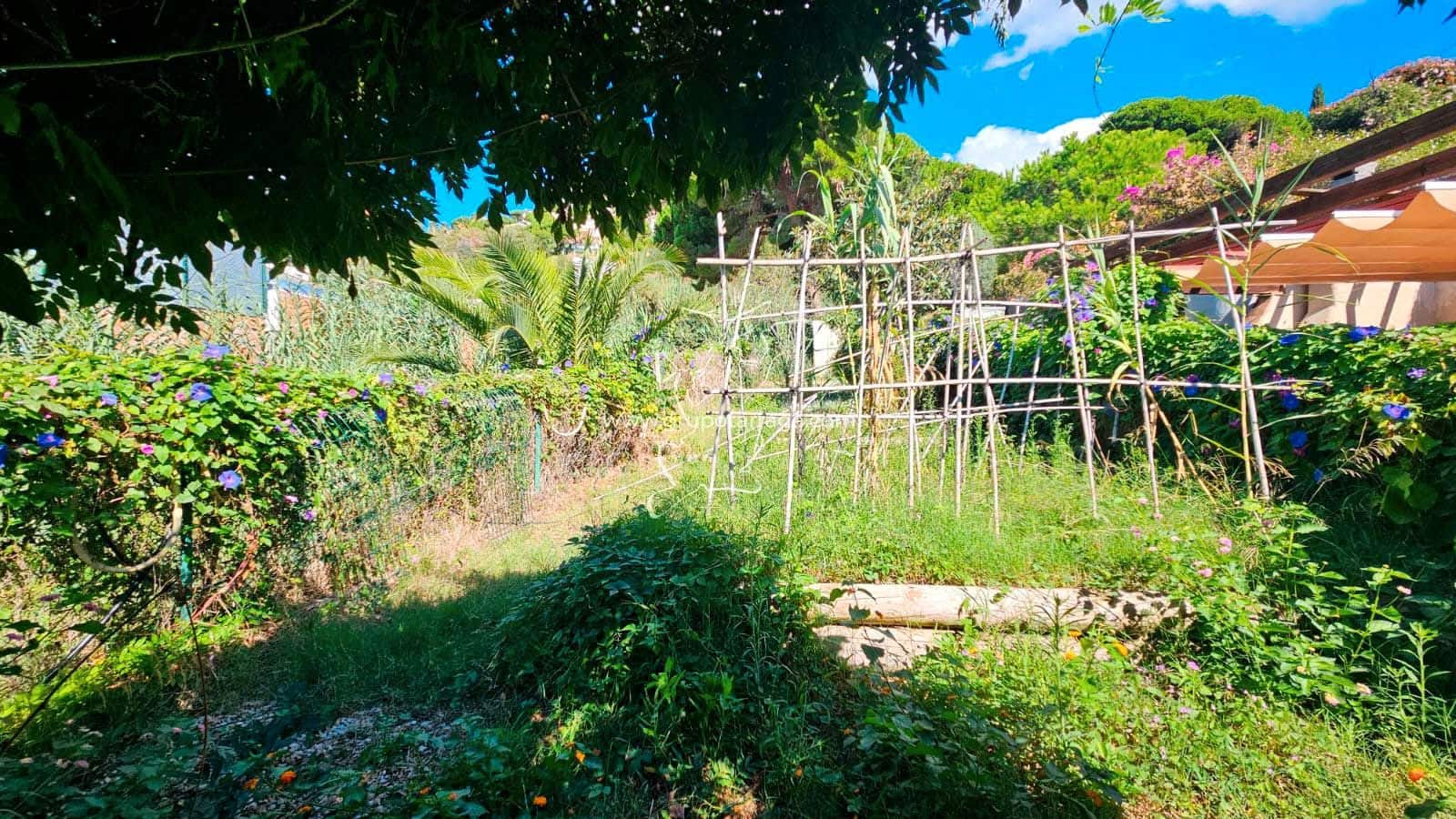 5 soverom Villa til salgs i Lloret de Mar med svømmebasseng garasje - € 675 000 (Ref: 9219331)