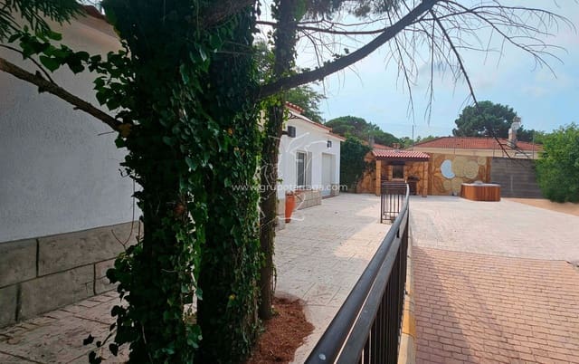 1 Zimmer Villa zu verkaufen in Terrafortuna, Vidreres mit Garage - 180.000 € (Ref: 9295845)