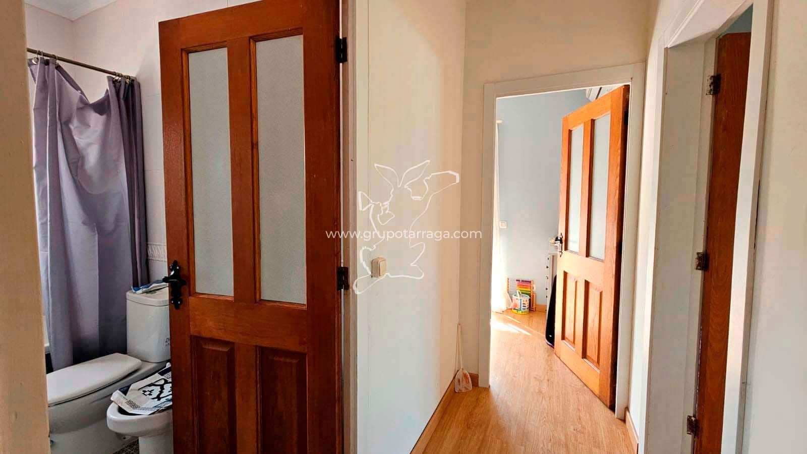 6 soveværelse Villa til salg i Vidreres med swimmingpool garage - € 350.000 (Ref: 9301692)