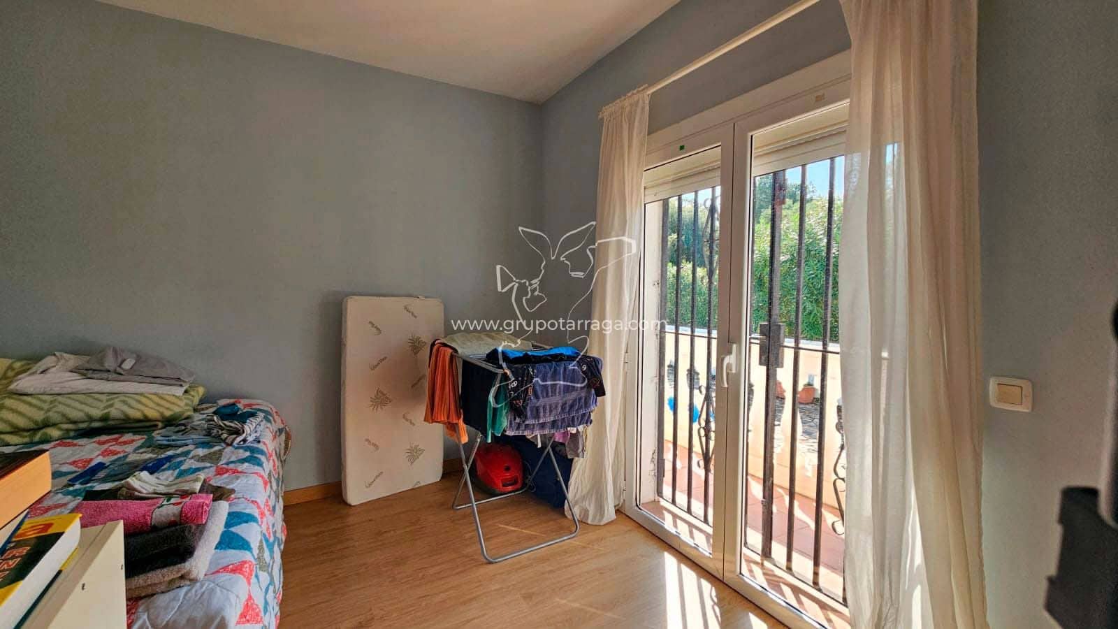 6 soveværelse Villa til salg i Vidreres med swimmingpool garage - € 350.000 (Ref: 9301692)