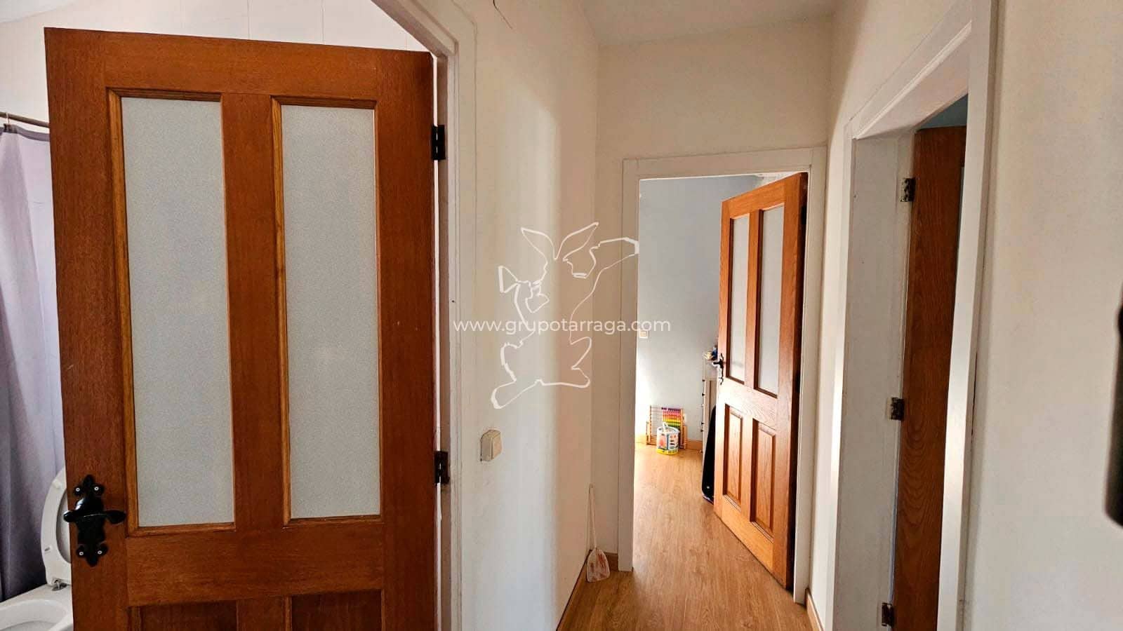 6 soveværelse Villa til salg i Vidreres med swimmingpool garage - € 350.000 (Ref: 9301692)