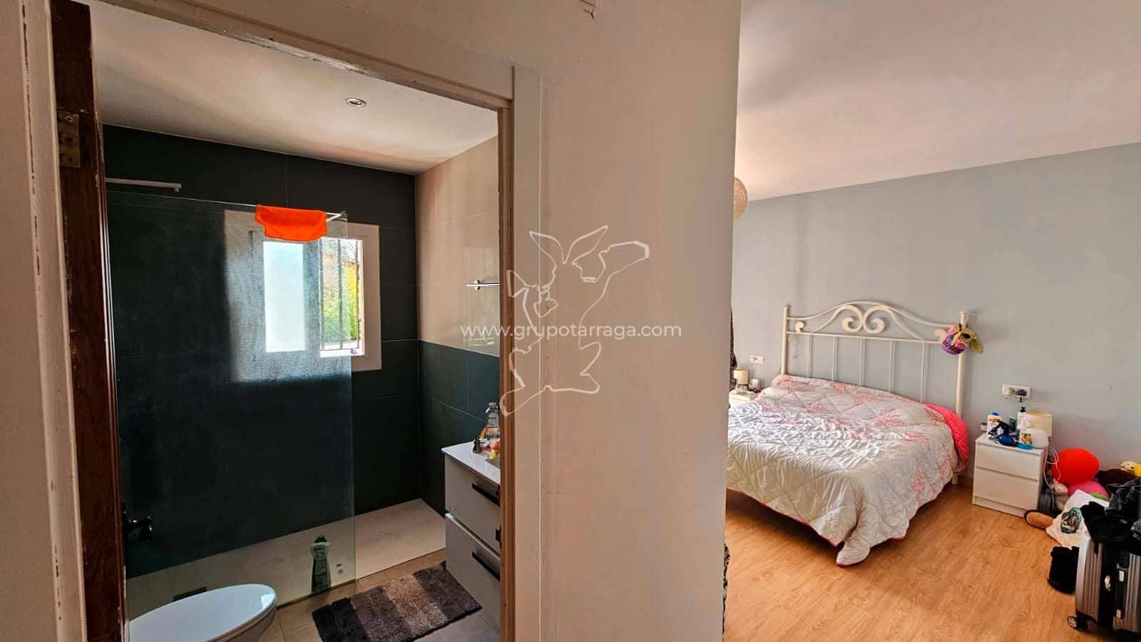 6 soveværelse Villa til salg i Vidreres med swimmingpool garage - € 350.000 (Ref: 9301692)