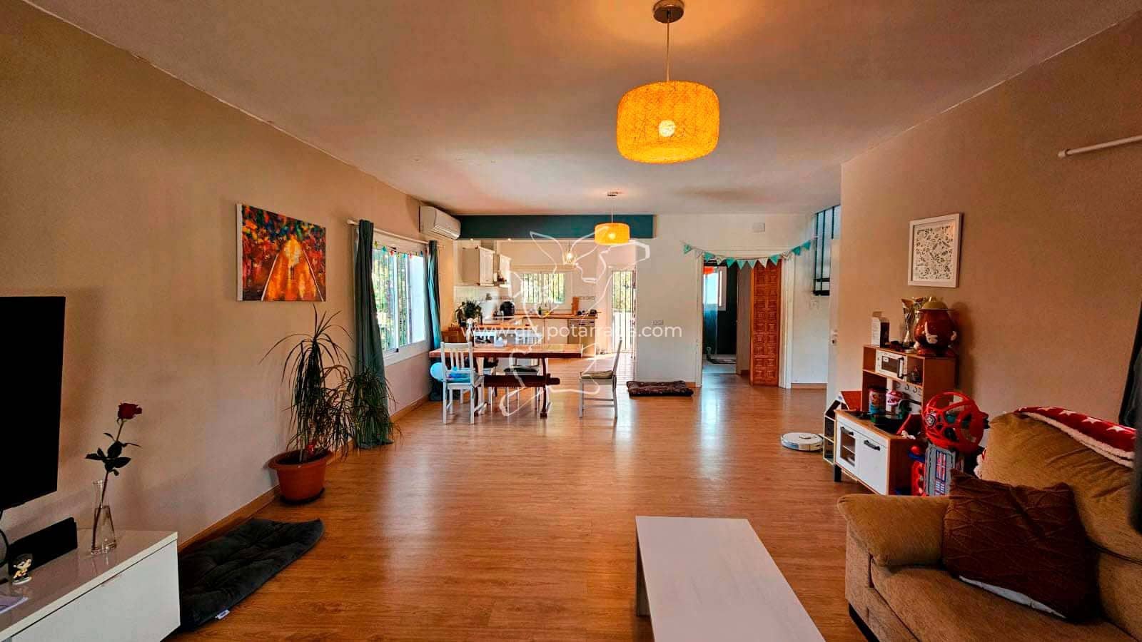 6 soveværelse Villa til salg i Vidreres med swimmingpool garage - € 350.000 (Ref: 9301692)