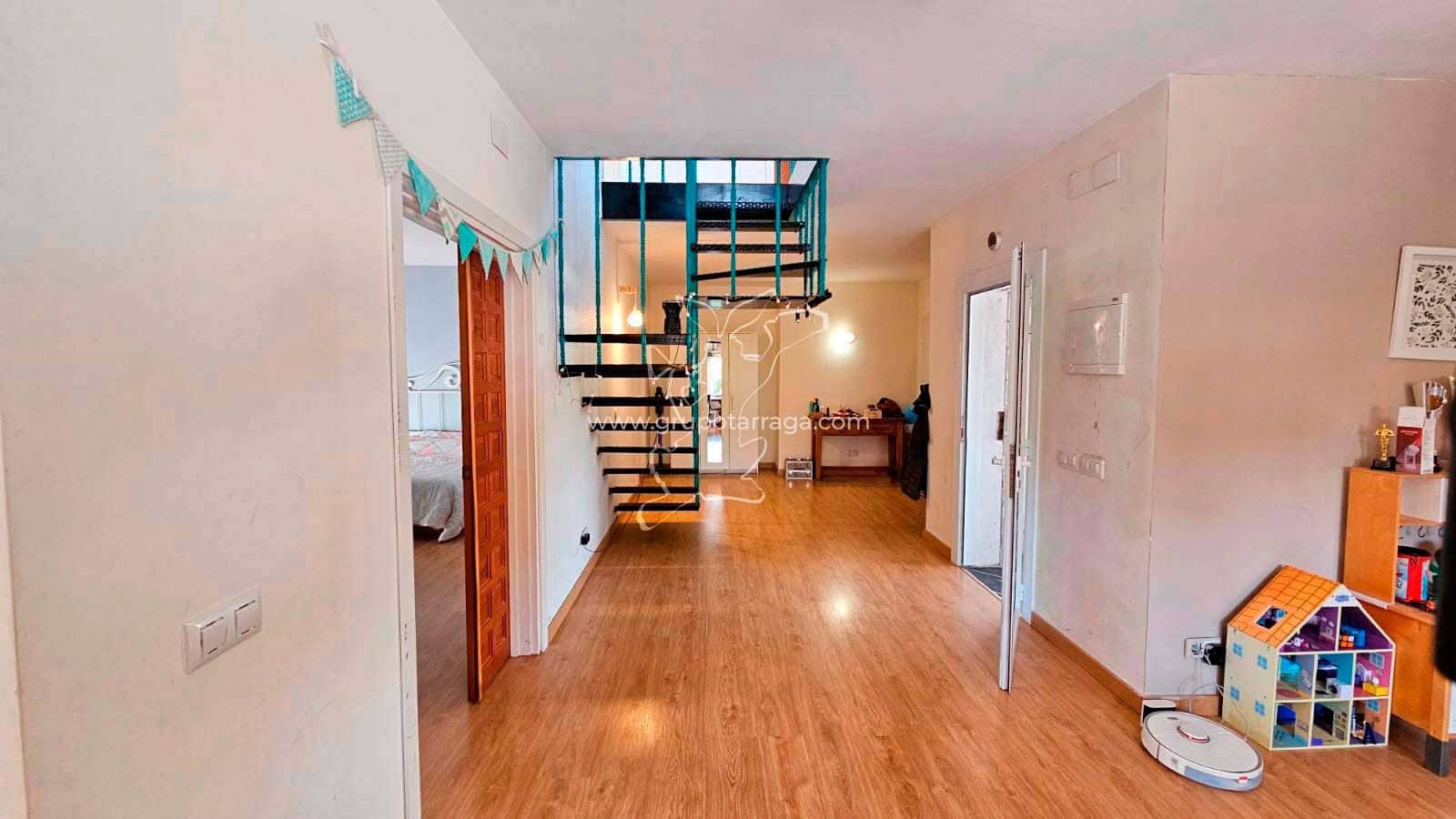 6 soveværelse Villa til salg i Vidreres med swimmingpool garage - € 350.000 (Ref: 9301692)