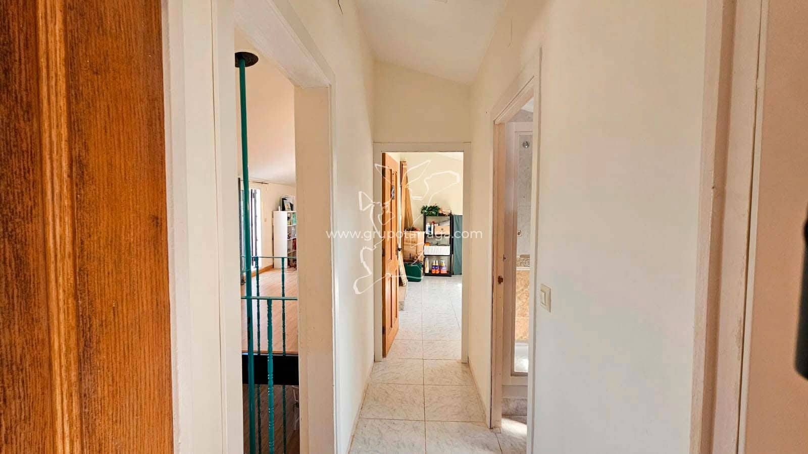 6 soveværelse Villa til salg i Vidreres med swimmingpool garage - € 350.000 (Ref: 9301692)