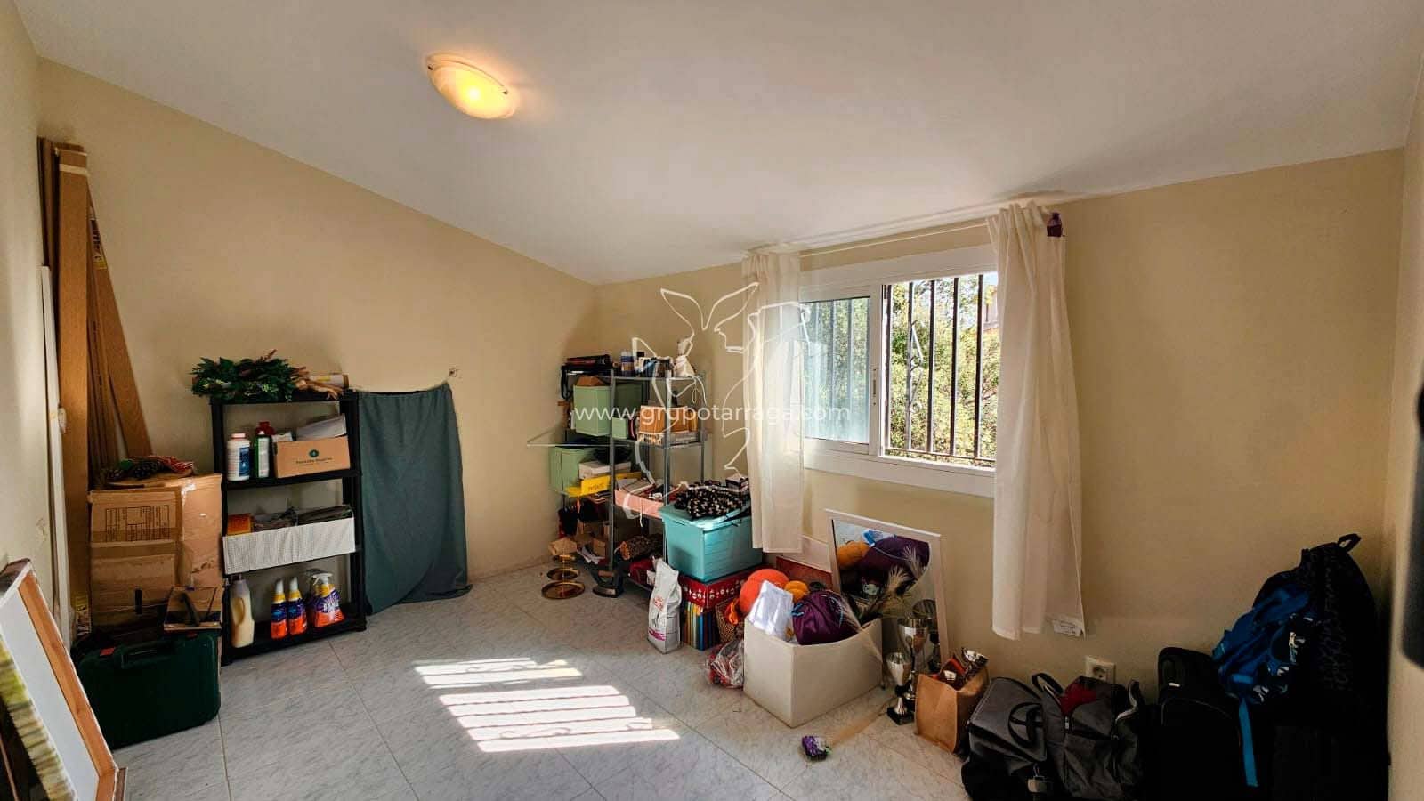 6 soveværelse Villa til salg i Vidreres med swimmingpool garage - € 350.000 (Ref: 9301692)