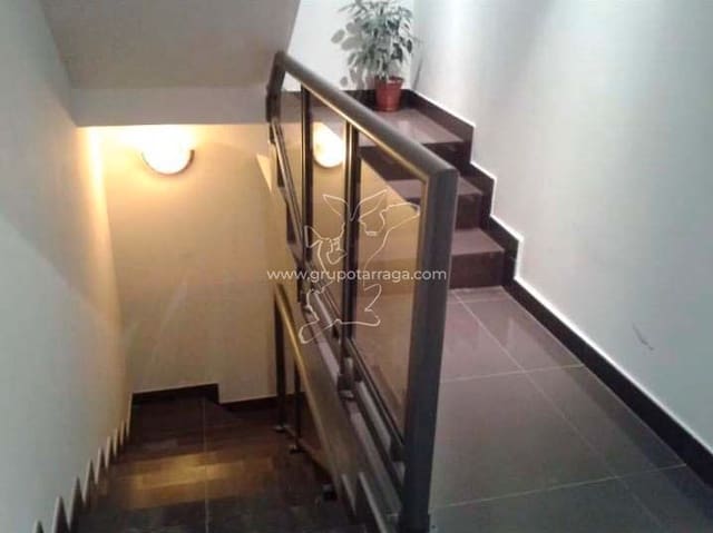 4 slaapkamer Villa te koop in Urbanitzacions del Nord, Lloret de Mar met garage - € 425.000 (Ref: 9324495)