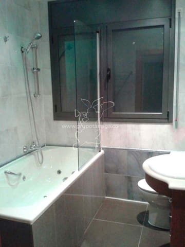 4 slaapkamer Villa te koop in Urbanitzacions del Nord, Lloret de Mar met garage - € 425.000 (Ref: 9324495)