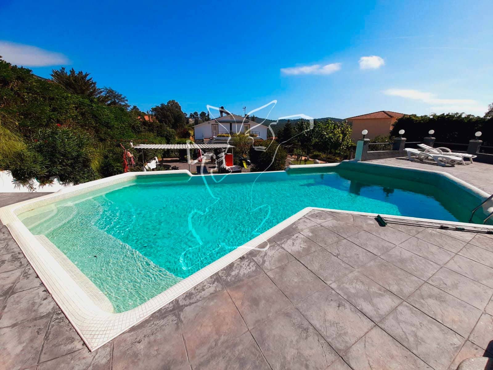 6 sypialnia Willa na sprzedaż w Vidreres z basenem garażem - 499 000 € (Ref: 9324496)