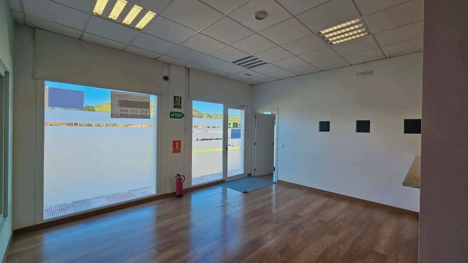 Commercial for sale in Lloret de Mar - € 27,500 (Ref: 9827603)