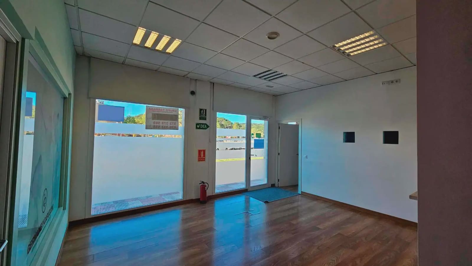 Commercial for sale in Lloret de Mar - € 27,500 (Ref: 9827603)
