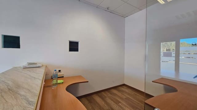 Commercial for sale in El Molí - El Rieral, Lloret de Mar - € 27,500 (Ref: 9827603)