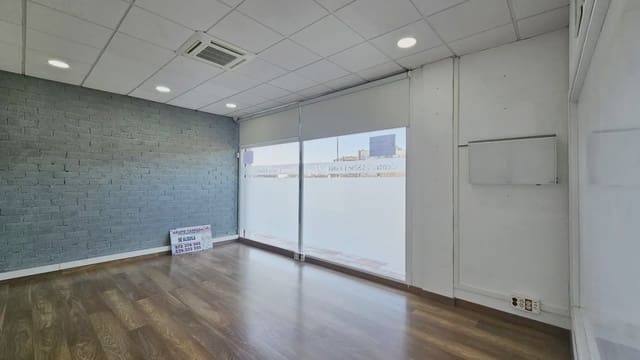 Commercial for sale in El Molí - El Rieral, Lloret de Mar - € 27,500 (Ref: 9827603)