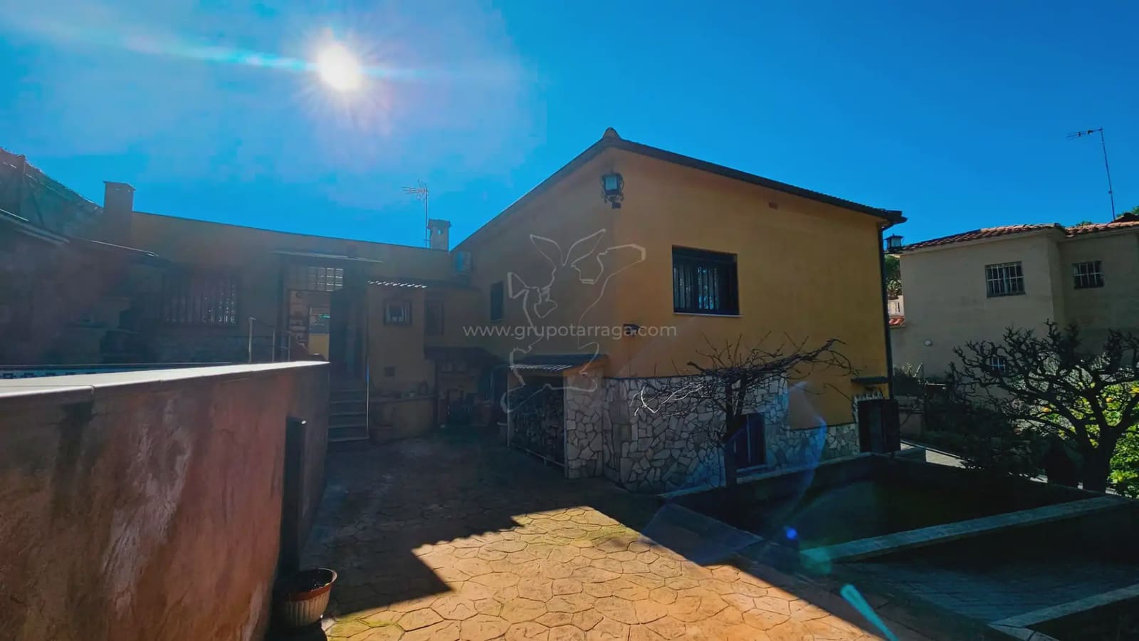 3 bedroom Villa for sale in Lloret de Mar with pool garage - € 410,000 (Ref: 9829937)