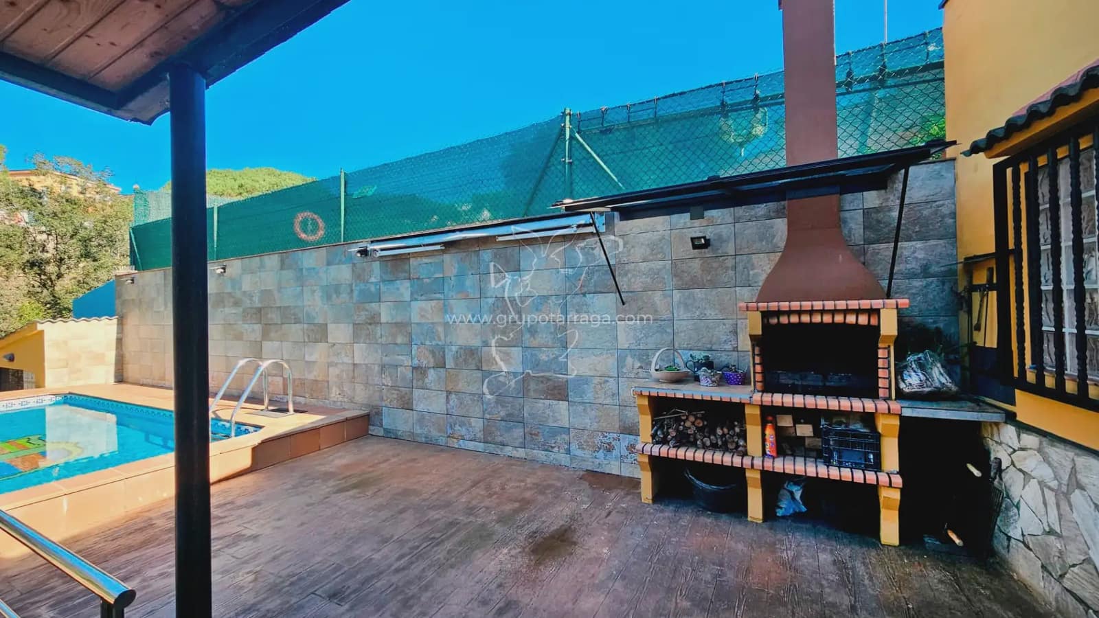3 bedroom Villa for sale in Lloret de Mar with pool garage - € 410,000 (Ref: 9829937)