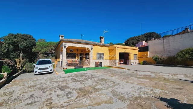 3 soveværelse Villa til salg i Urbanitzacions del Nord, Lloret de Mar med swimmingpool garage - € 410.000 (Ref: 9829937)