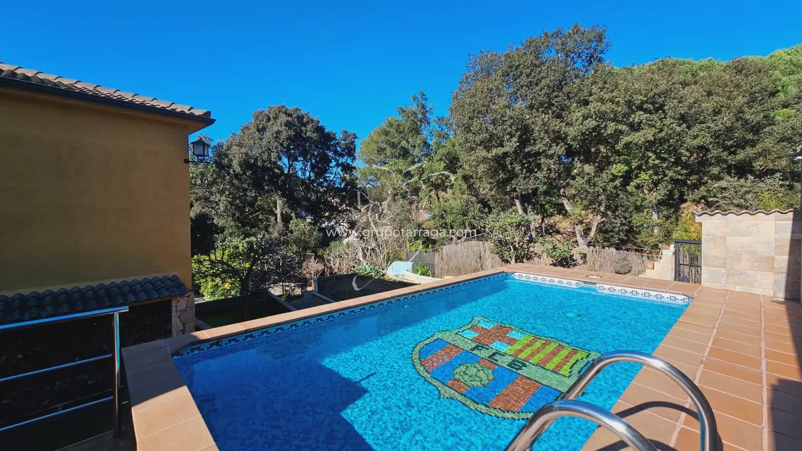 3 bedroom Villa for sale in Lloret de Mar with pool garage - € 410,000 (Ref: 9829937)