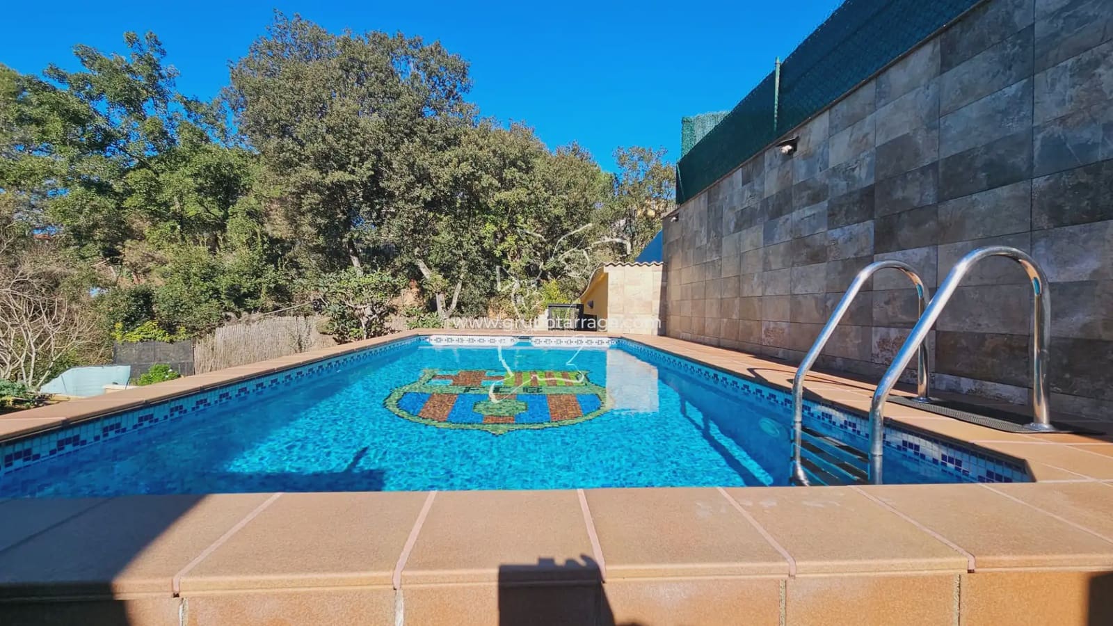 3 bedroom Villa for sale in Lloret de Mar with pool garage - € 410,000 (Ref: 9829937)
