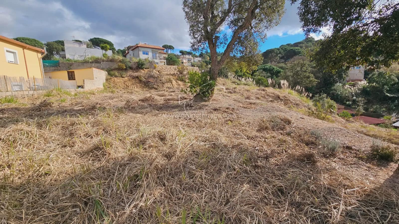 Building Plot for sale in Lloret de Mar - € 50,000 (Ref: 9829938)