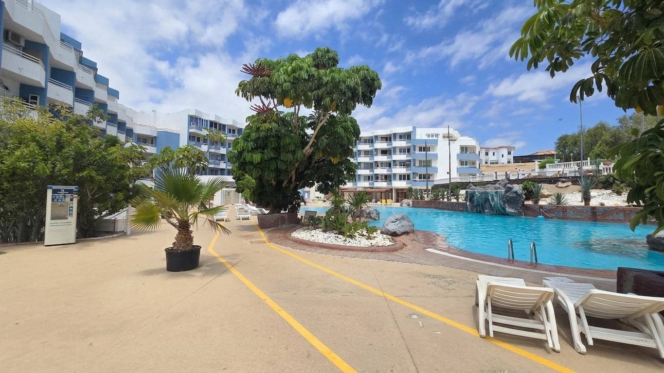 Apartment for sale in Golf del Sur with pool - € 155,000 (Ref: 10034085)