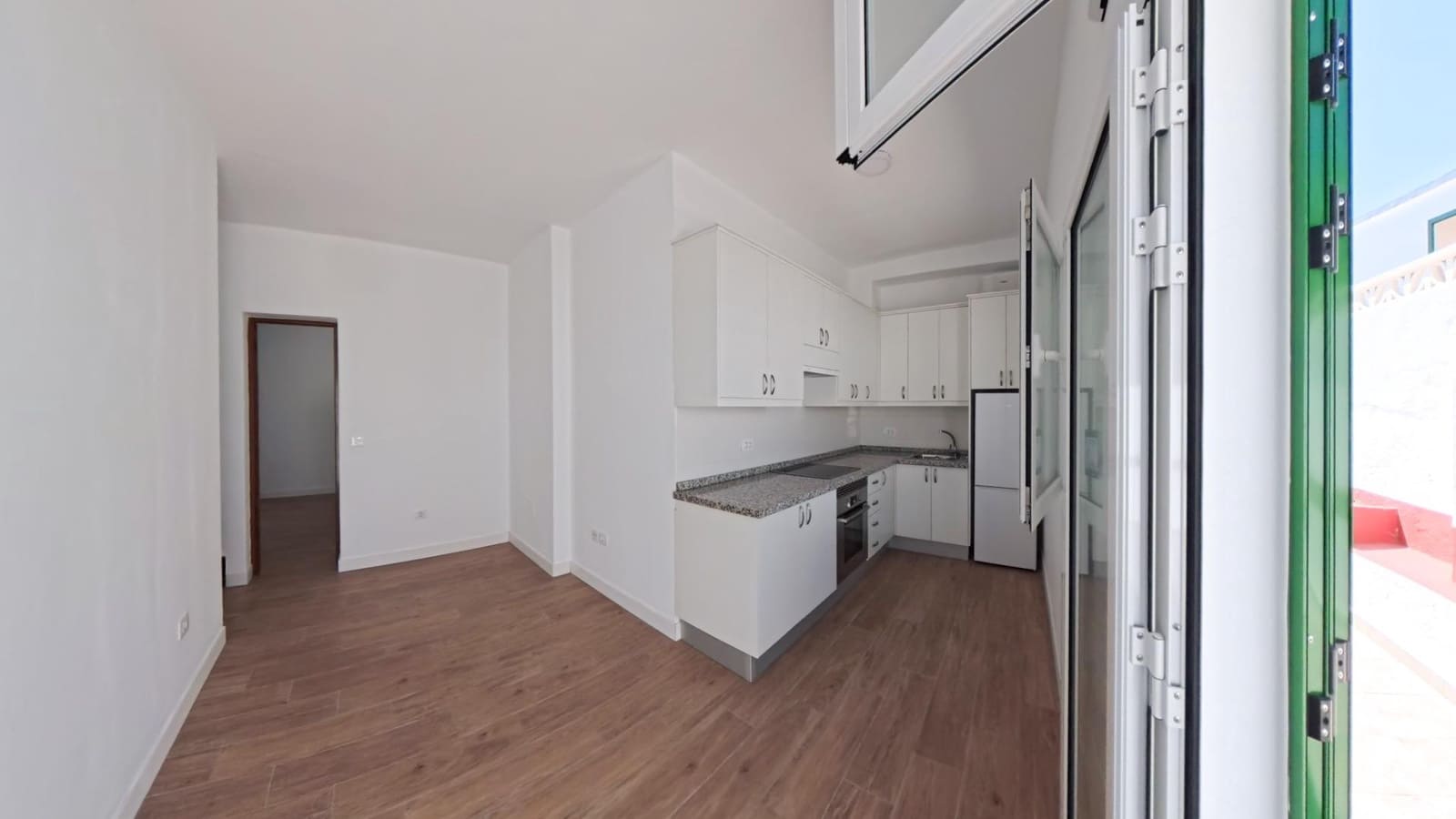 1 sovrum Lägenhet att hyra i Barlovento med garage - 700 € (Ref: 10037531)