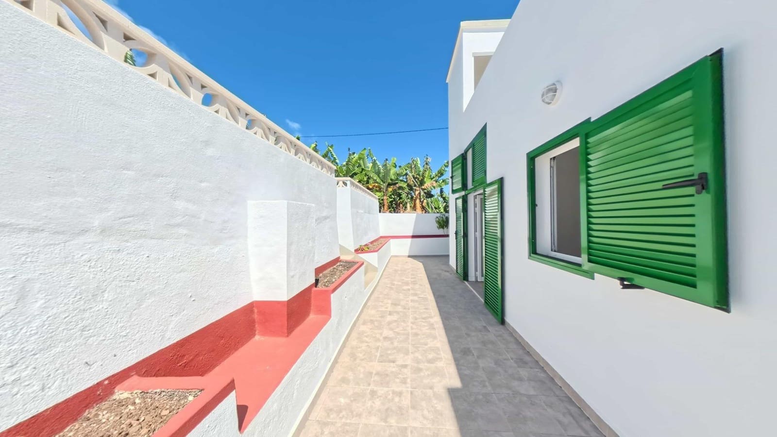 1 sovrum Lägenhet att hyra i Barlovento med garage - 700 € (Ref: 10037531)