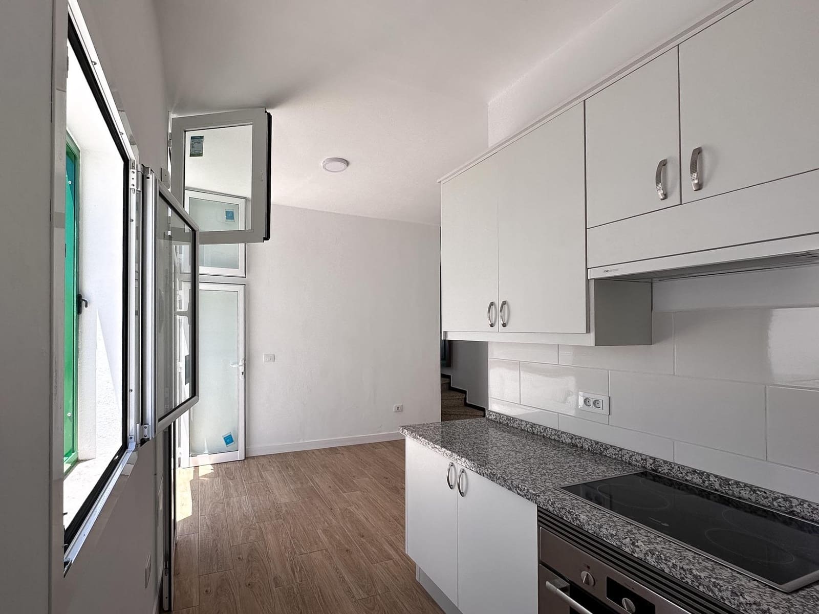 1 sovrum Lägenhet att hyra i Barlovento med garage - 700 € (Ref: 10037531)